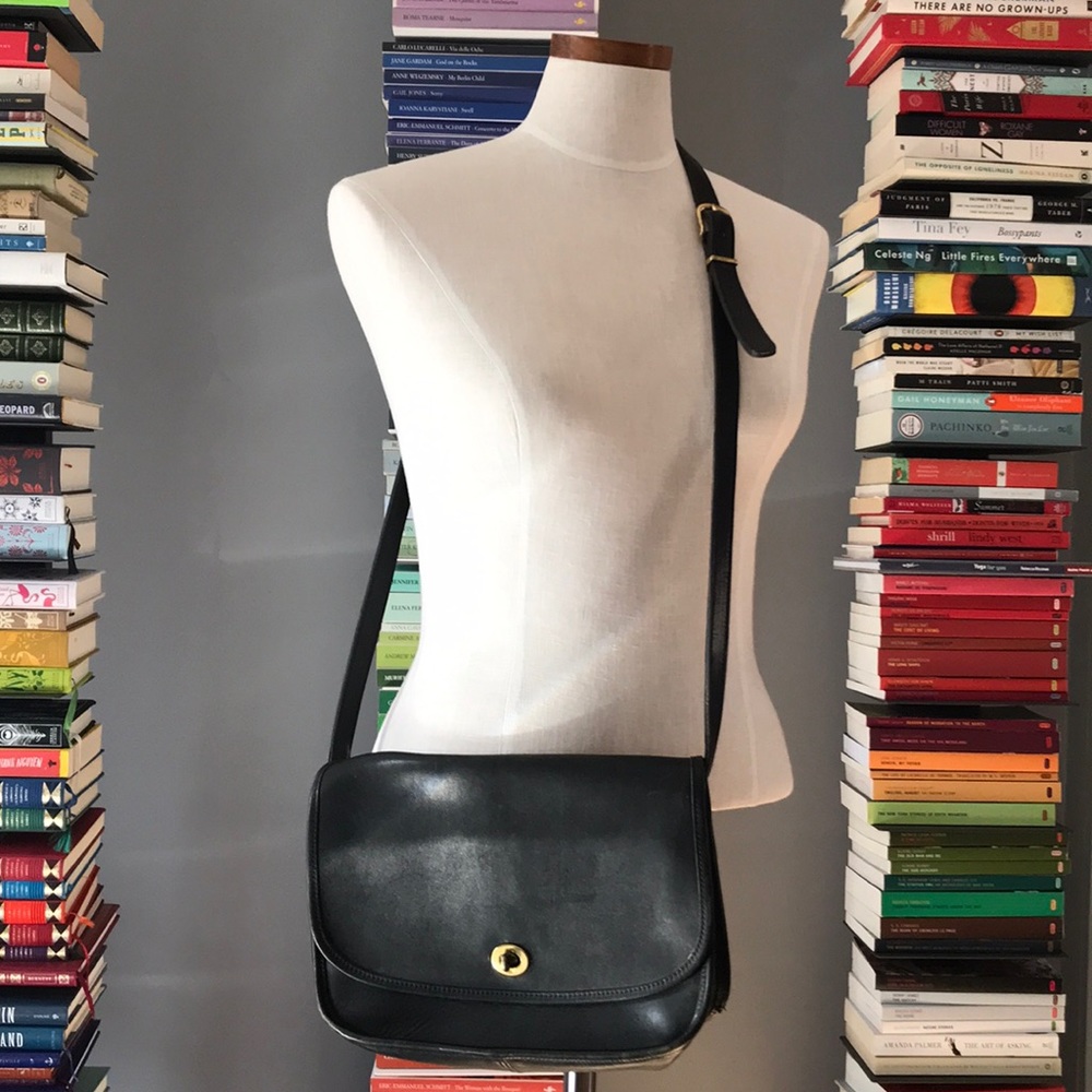 Vtg Coach Black Leather Crossbody Bag USA